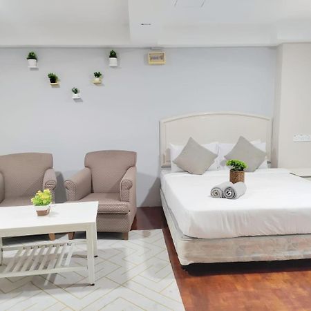 The Little Star Studio Hotel- Star Regency Brinchang Buitenkant foto